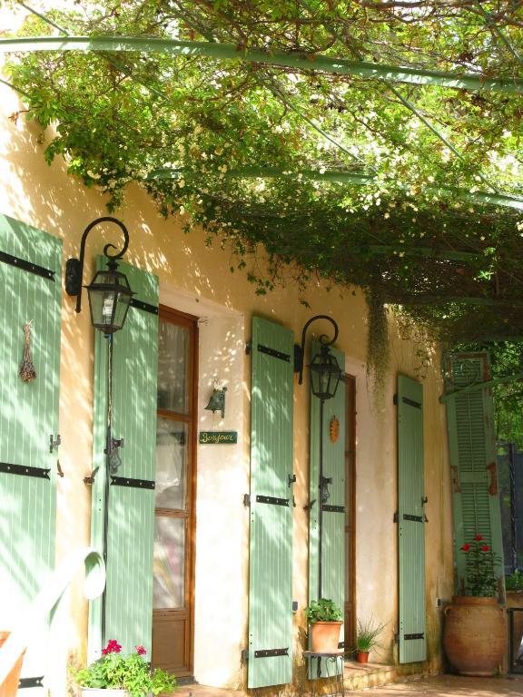 L'Oustaou B&B Piscine & Spa Besse-sur-Issole Ngoại thất bức ảnh